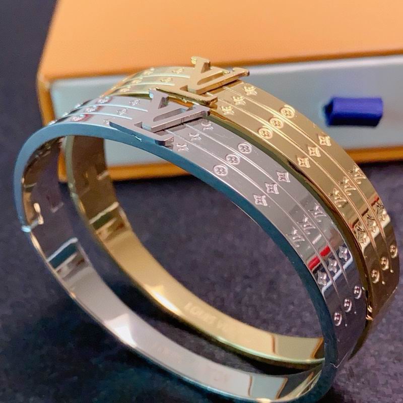 LV Bracelet 11yxx12